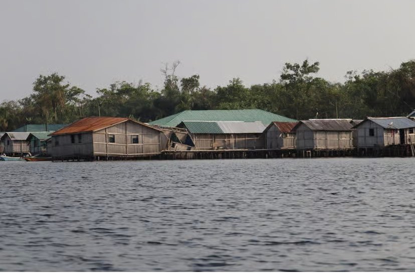 A Group Trip From Accra To Nzulezu, Fort Antonio, Maaha Beach Experience Trip