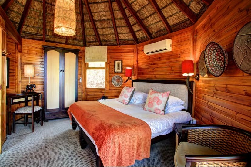 10-Days South Africa, Zimbabwe & Botswana Group Safari Experience
