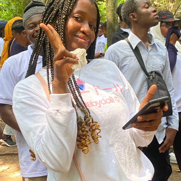 {"source_type":"vicut","data":{},"pictureId":"041596CB-DB42-419E-AD3B-78DC8DFFB74A","tiktok_developers_3p_anchor_params":"{"source_type":"vicut","capability_name":"retouch_edit_tool","client_key":"aw889s25wozf8s7e","picture_template_id":""}","editType":"image_edit","exportType":"image_export"}